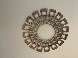 lot 64 image: LARGE METAL 36  WALL  DCOR  SEE PICS