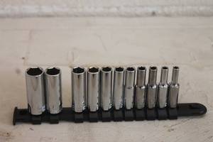 lot 120 image: CRAFTSMAN 11- PIECE DEEP SOCKET SET WITH HOLDER