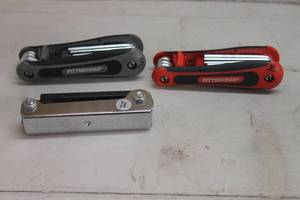 lot 136 image: TOTAL OF 3 PITTSBURGH FOLDING HEX KEYS