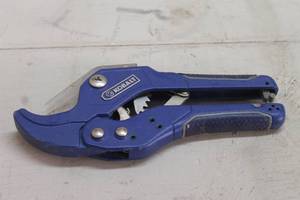 lot 142 image: KOBALT 131775 PIPE TUBING CUTTER