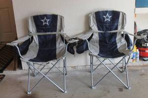 lot 175 image: TOTAL OF 2 -NFL DALLAS COWBOYS FOLDAWAY  TAILGATE LAWN CHAIRS WITH CUP HOLDERS  AND CARRY BAG