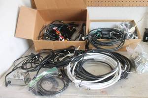 lot 177 image: LOT OF ASSORTED VIDEO COAXIAL CABLES ,4-WAY AMPLIFIER, RCA CABLES,ELECTRONICS SPLITTERS ,FITTING AND MORE  SEE PICS