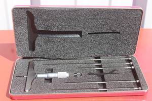 lot 27 image: THE L.S STARRETT CO. No. 445 DEPTH MICROMETER  WITH CASE