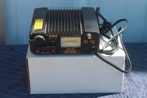 lot 51 image: ALINCO OUTPUT MAX 32A SWITCHING POWER SUPPLY ,DM-330MV