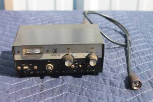 lot 73 image: JOHNSON ANTENNA MATE TRANSMITTER , MODEL 250-0719-001