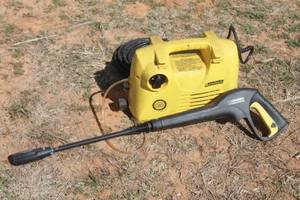 lot 77 image: KARCHER SPRAYER , K2.19  NO HOSE , SEE PICS