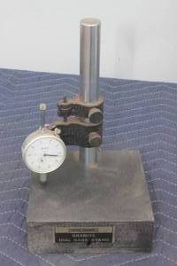 lot 161 image: TELOCK DIAL AI-921 WITH CENTRAL MACHINERY GRANITE GAGE STAND
