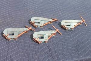 lot 167 image: TOTAL OF 4 CLAMPING Co. KANT TWIST 3 No.410