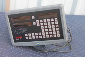 lot 173 image: SINO SDS6-2V  2-AXIS DIGITAL READOUT