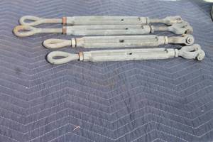 lot 175 image: TOTAL OF 4 GALVANIZED STEEL  TURNBUCKLES WITH 58 PINS
