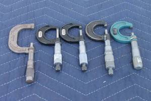 lot 127 image: TOTAL OF 5 ASSORTED BRAND MICOMETERS  CALIBRATORS