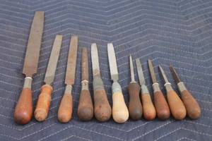lot 149 image: TOTAL OF 11 ASSORTED SIZE BRAND FILES WITH WOOD HANDLES  SEE PICS