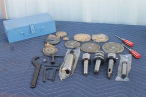 lot 209 image: LATHE ACCESSORY PARTS - LIVE CENTERS, TAPER ADAPTER SHANK,TOOTH ASSORTED SIZE GEARS & MORE WITH CARRY CASE  SEE PICS