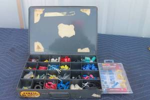 lot 211 image: GENEROUS AMOUNT ASSORTED CONNECTS & MORE WITH METAL STORAGE CASE  SEE PICS