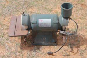 lot 222 image: WHOLESALE TOOL Co. CARBIDE TOOL GRINDER