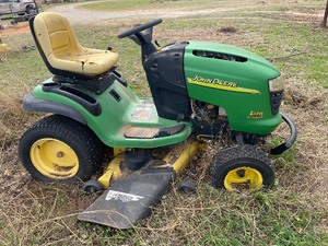lot 246 image: JOHN DEERE EDGE CUTTING SYSTEM 48  RIDING LAWN MOWER HAS KEY  REFER TO PROVIDED IMAGES FOR REMOVING ITEMSEE VIDEO ATTACHED