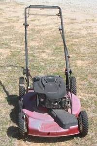 lot 283 image: BRIGGS & STRATTON 22 FRONT DRIVE LAWN MOWER