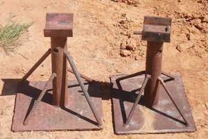 lot 290 image: PAIR OF VINTAGE JACK STANDS