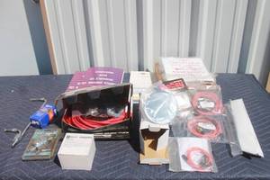 lot 296 image: LOT OF MISC CAR PARTS ACCESSORIES  SEE PICS