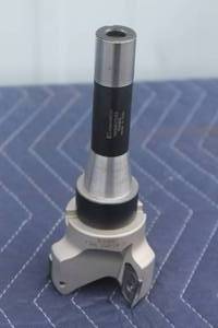 lot 89 image: KENNAMETAL R8SM075102 WITH FLY MILLING &nbsp CUTTER SHANK&nbsp ISCAR&nbsp F90AL D3.00-1.00-22 TOOL HOLDER  SEE PICS&nbsp
