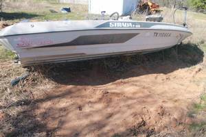 lot 243 image: SKEETER STRADA BASS PROJECT BOAT&nbsp