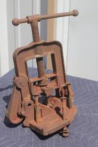 lot 22 image: VINTAGE REED No.2 VISE GRIP&nbsp