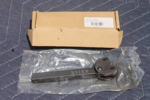 lot 23 image: KNURLING TOOL HOLDER 08656209