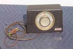 lot 37 image: VINTAGE SILVERTONE ALLIANCE TENNA ROTOR&nbsp