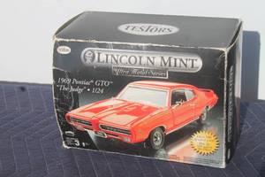 lot 61 image: LINCOLN MINT ULTRA METAL SERIES 1969 PONTIAC GTO THE JUDGE 124 IN ORIGINAL BOX&nbsp