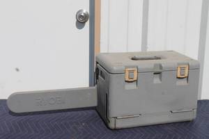 lot 10 image: RYOBI 40CC CHAIN SAW WITH STORAGE CARRY CASE&nbsp