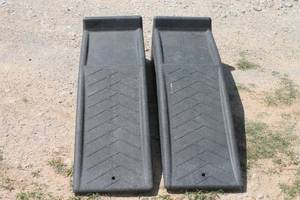 lot 120 image: SET OF BLITZ RHINO RAMPS 4,000 WT CAPACITY PER PAIR&nbsp