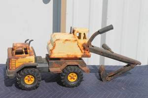 lot 127 image: VINTAGE TONKA TURBO -DIESEL EXCAVATOR SHOVEL CRANE&nbsp