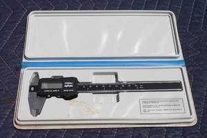 lot 164 image: SYLVAC FOWLER ULTRA-CAL MARK III CALIPER 6 WITH CARRY CASE&nbsp