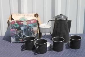 lot 167 image: OZARK TRAIL 5-PC PORCELAIN ENAMEL ON STEEL COFFEE SET&nbsp