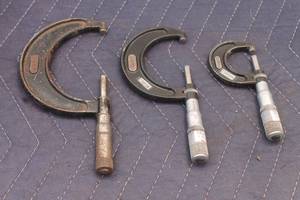 lot 219 image: TOTAL OF 3 STARRETT MICROMETERS , 1 2 3  SEE PICS&nbsp