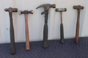 lot 228 image: TOTAL OF 5 ASSORTED HAMMERS&nbsp