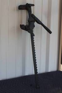 lot 234 image: FENCE STRETCHER WIRE PULLER&nbsp