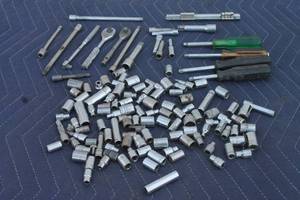 lot 244 image: LOT OF ASSORTED BRAND DRIVE SOCKET DRIVERS ,RATCHETS AND COLLECTION OF SOCKETS