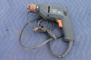 lot 245 image: BLACK &amp DECKER 38 DRILL No. 7193&nbsp