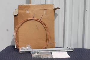 lot 278 image: TAK-TENNA HAM RADIO HIGH FREQUENCY ANTENNA WITH MANUAL, GOOGLES AND ACCESSORIES&nbsp