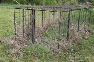 lot 292 image: PIGHOG TRAP - 10FT X 54 X 44H&nbsp