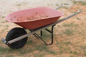 lot 294 image: STEEL WHEELBARROW&nbsp