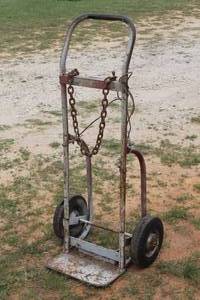 lot 295 image: TWO WHEEL HAND TRUCK DOLLY&nbsp