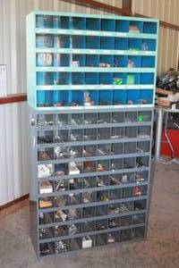 lot 71 image: VINTAGE TALL METAL 112 INDUSTRIAL PIGEON HOLE CUBBY STORAGE BIN CABINET WITH&nbsp CONTENTS  see pics&nbsp
