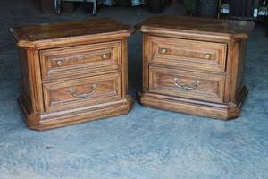 lot 69 image: TOTAL OF 2 VINTAGE AMERICAN OF MARTINVILLE 2-DRAWER NIGHTSTANDS  MATCH 66,67 &amp 68&nbsp