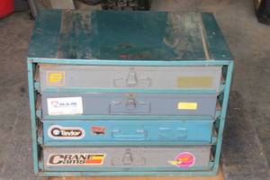 lot 323 image: FOUR DRAWER TOOL CHEST WITH CONTENTS  SEE PICS&nbsp