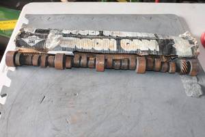 lot 330 image: ERSON ENGINE CAMSHAFT RSCL 65&nbsp