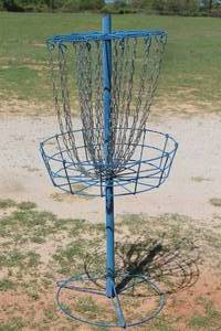 lot 80 image: CHAIN DISC GOLF BASKET WITH 10-DISC GOLF DISC