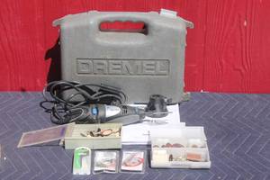 lot 22 image: DREMEL 300 SERIES WITH ACCESSORIES & STORAGE CARRY CASE  SEE PICS