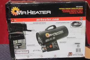 lot 40 image: MR. HEATER PORTABLE PROPANE FORCED AIT HEATER IN ORIGINAL BOX ,MH125QFAV